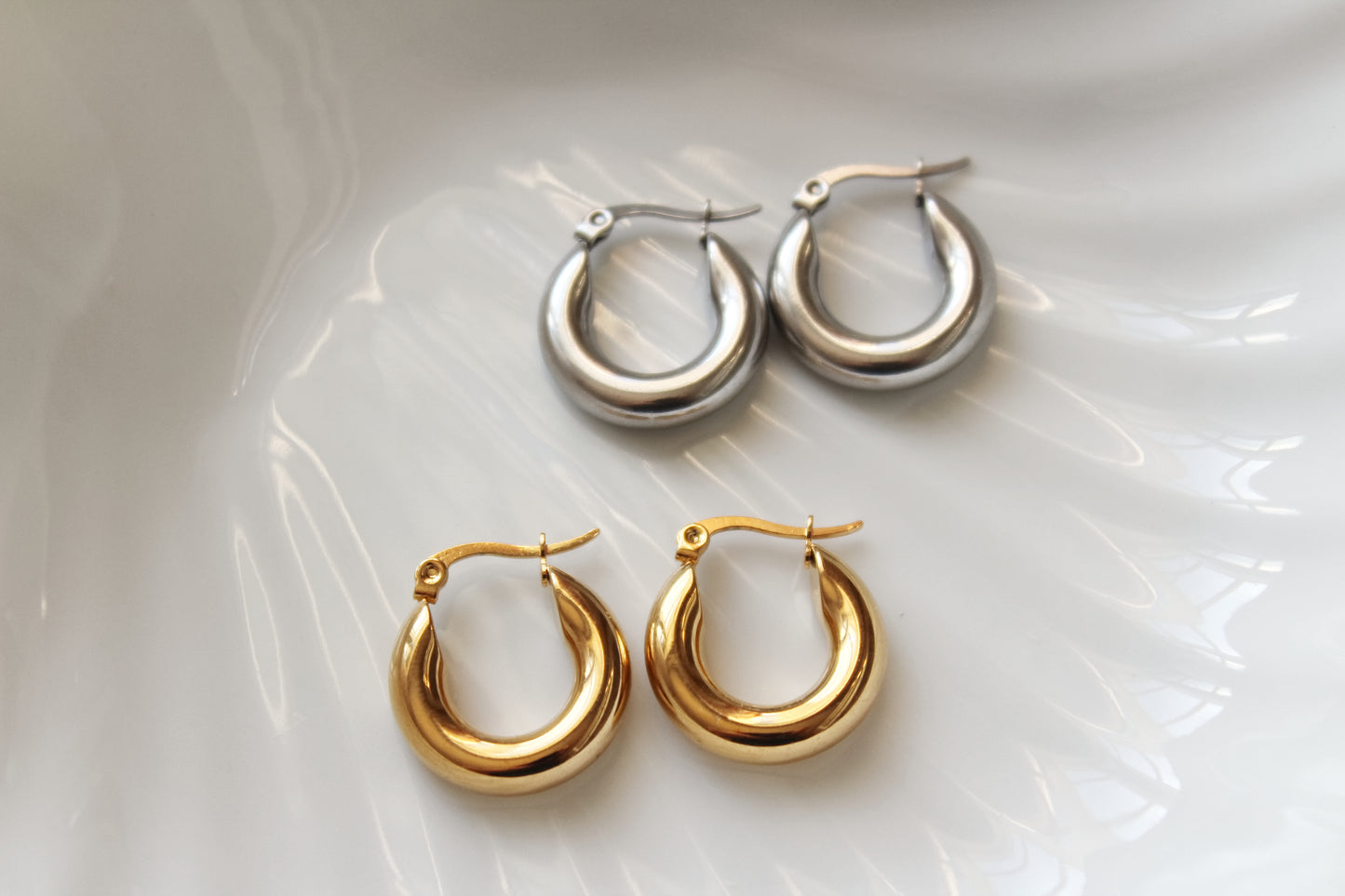 Anaïs classic hoop