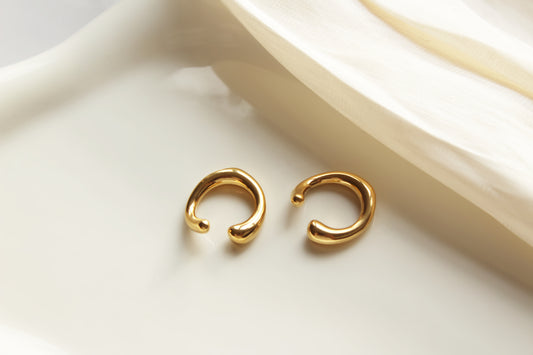 Kara ear cuff