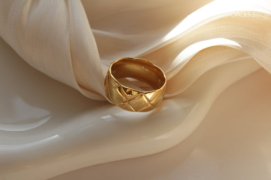 Ivy ring