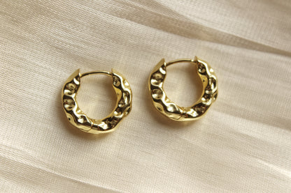 Livia mini hoop