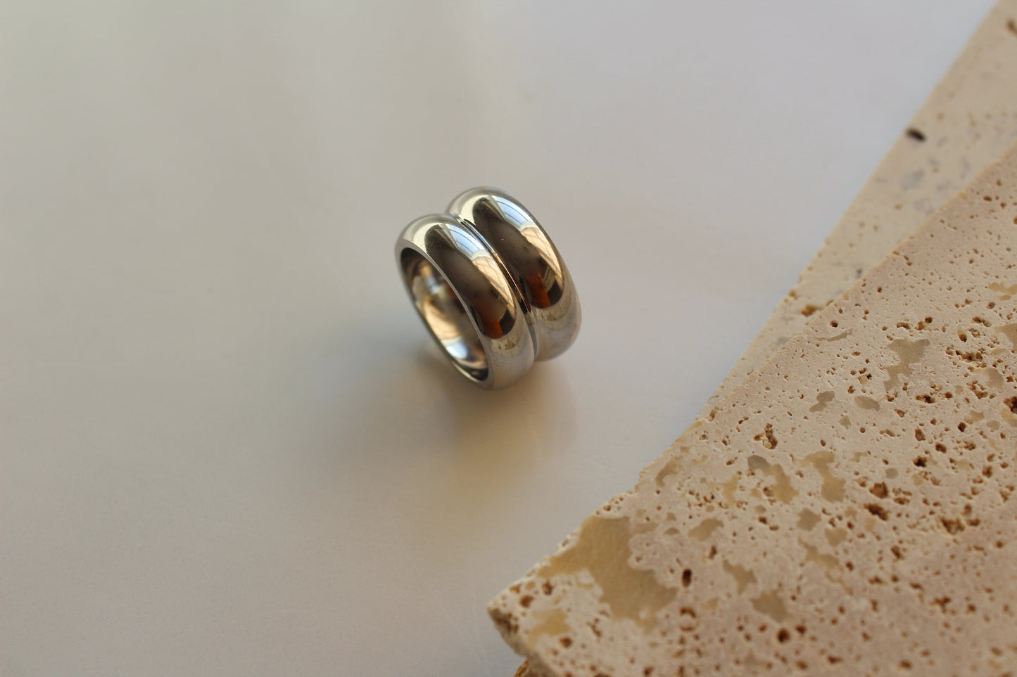 Hiné ring
