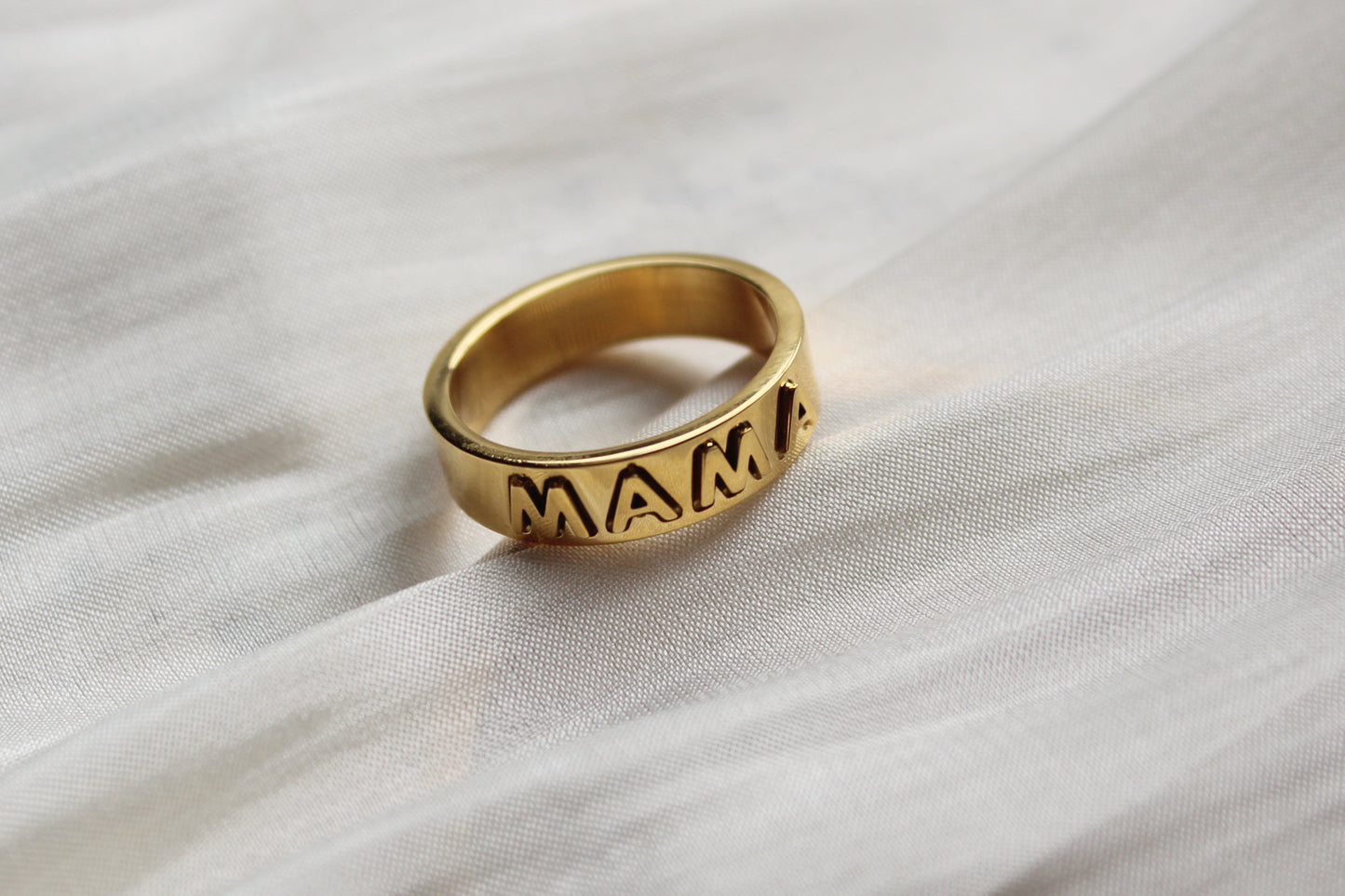MAMA ring